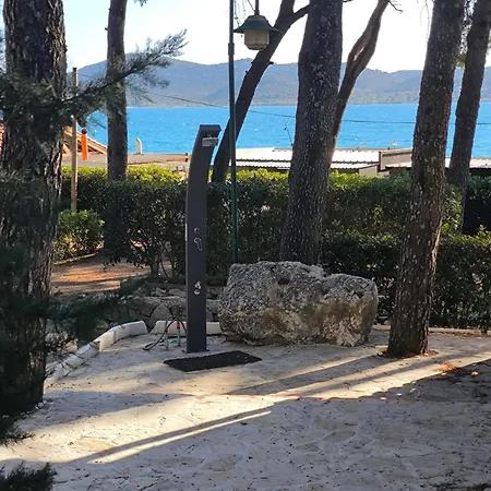 Mobile Borna, * بيوغْغاد نا موغو