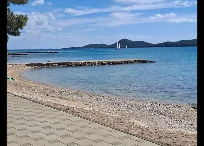 Kamp alanı Mobile Borna, Biograd Na Moru